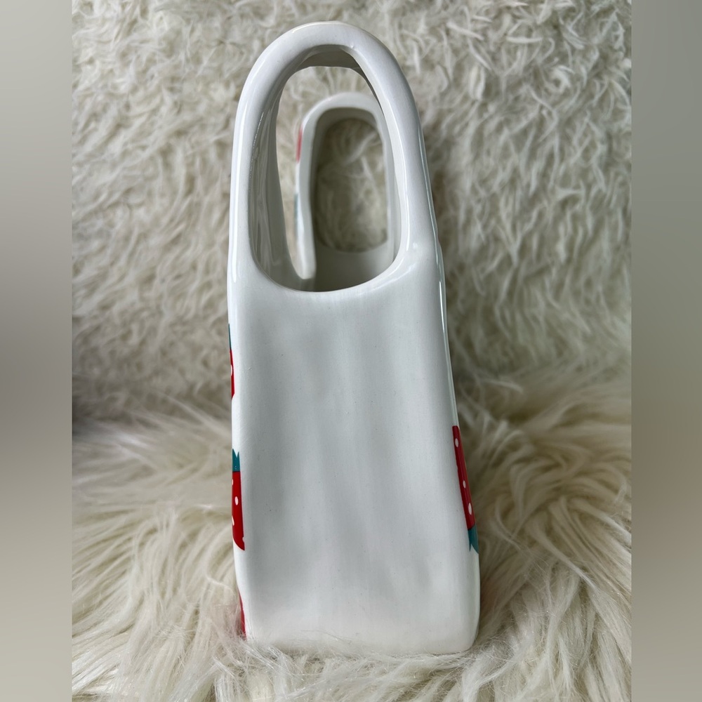 White Ceramic Handbag Decor w/Strawberry Detailing Approx:7" W x 7" H x 2.5" D - Picture 3 of 9